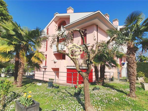 Recente duplex ARREDATO con ottime rifiniture